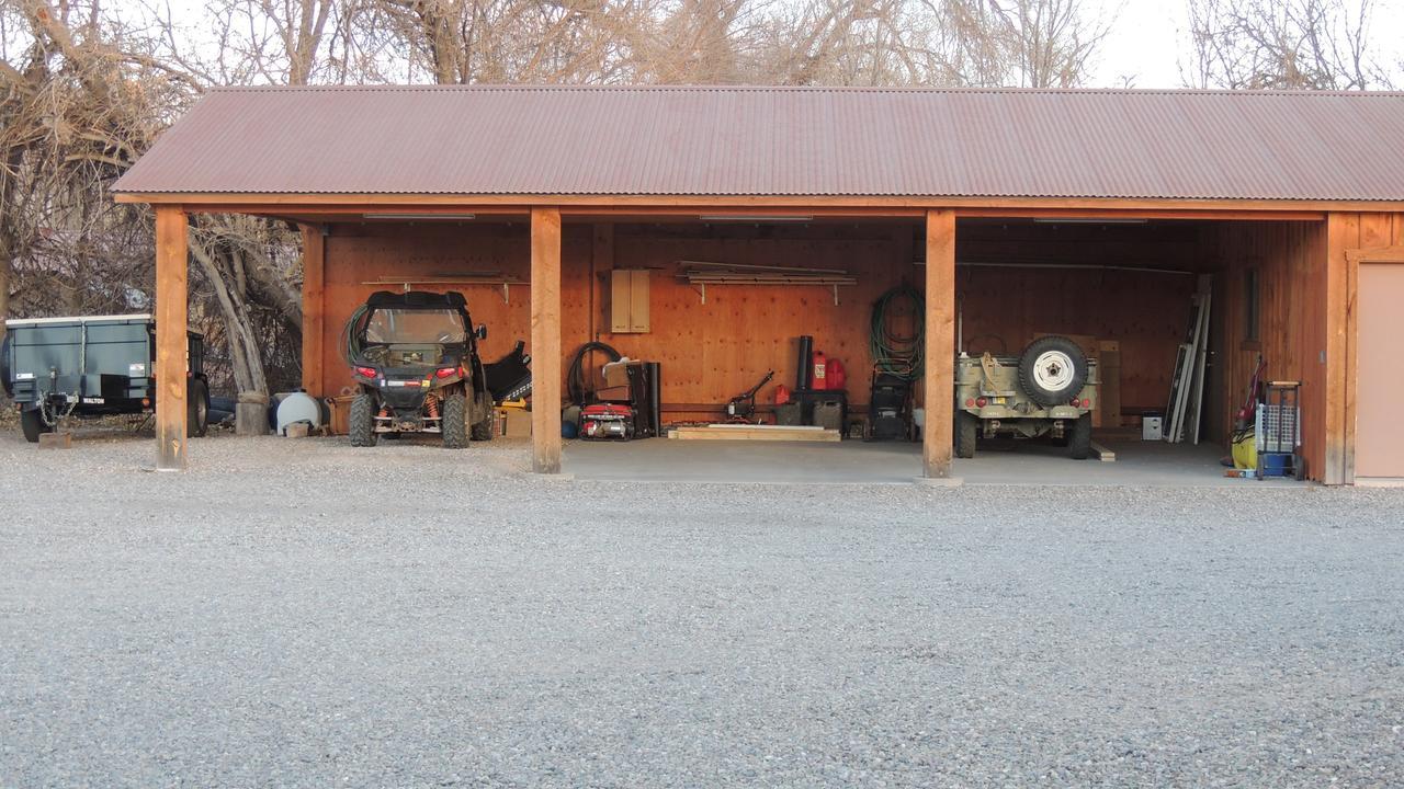 Amazing Jens Nielsen'S Pioneer Home In Bluff Utah Экстерьер фото